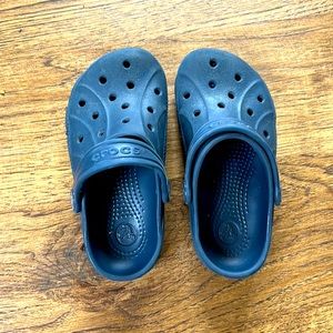 Toddler kids crocs sandals size 10-11